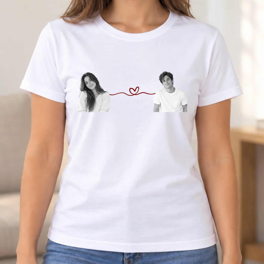 Conectados por Siempre – Camiseta Personalizada con Fotos