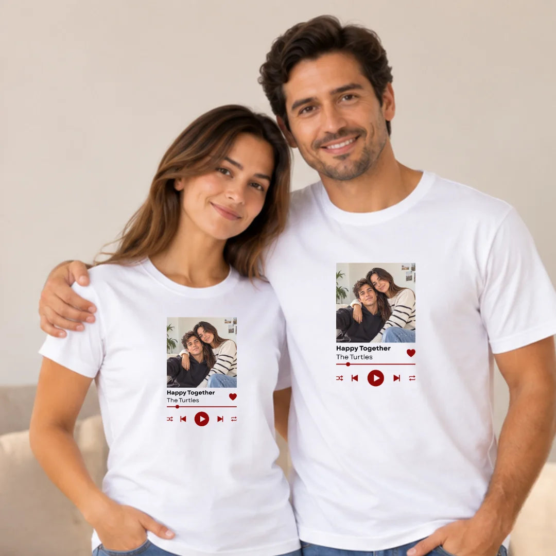 Nuestra Canción – Camiseta Personalizada con Foto y Canción
