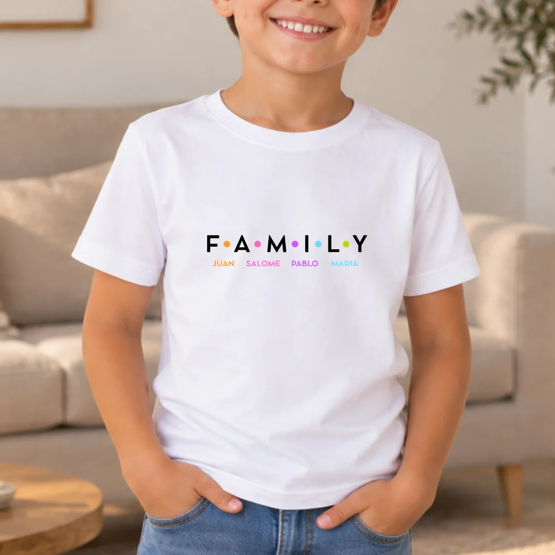 Family – Camiseta Personalizada para Familia con Nombres