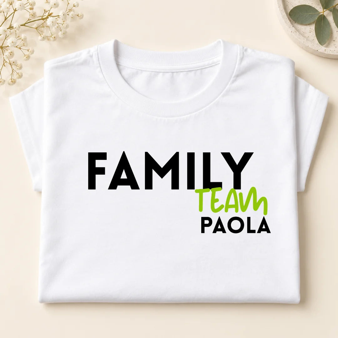 Family Team – Camiseta Personalizada con Nombre