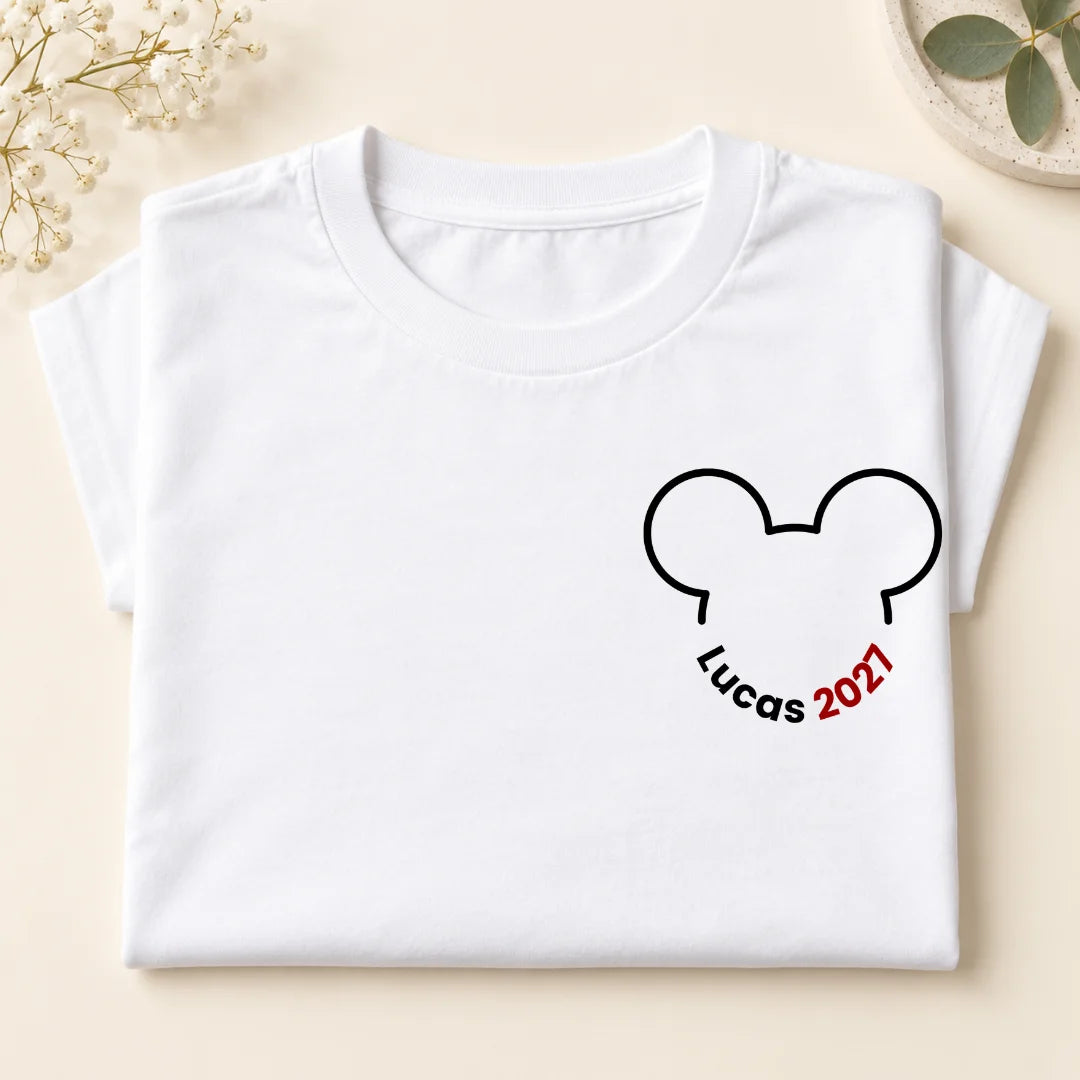 Mi Aventura Mágica – Camiseta Personalizada con Nombre y Año