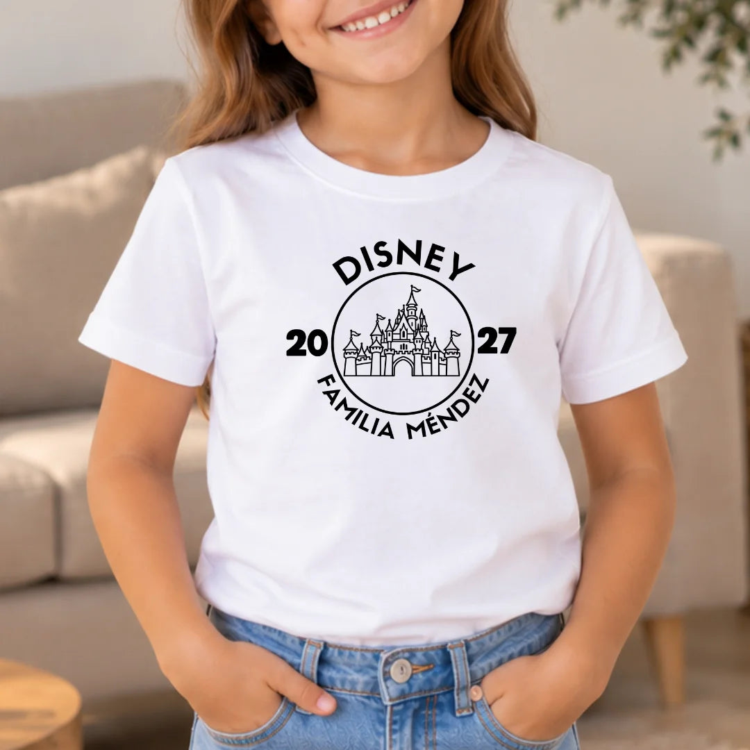 Nuestro Viaje Soñado – Camiseta Personalizada con Año y Nombre