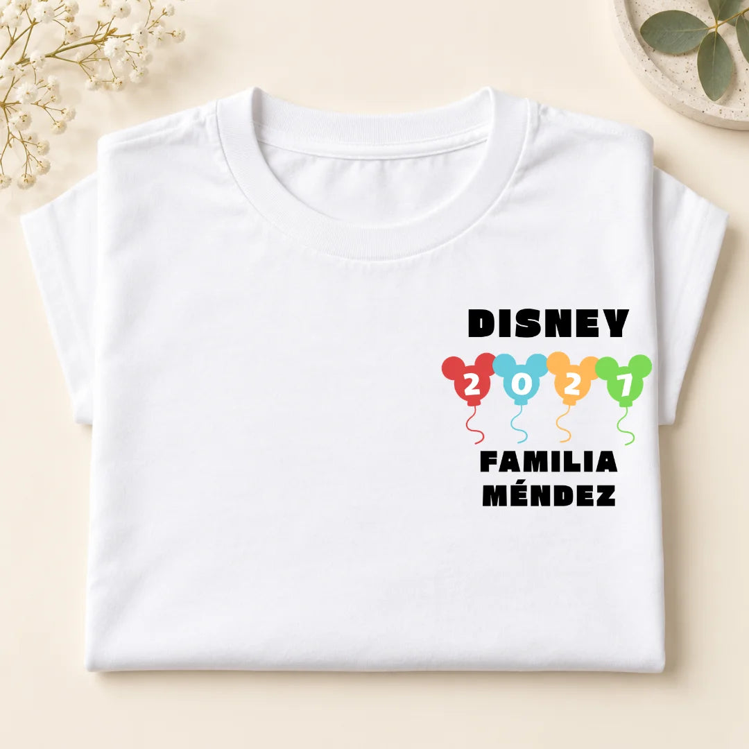 La Magia de Nuestro Viaje – Camiseta Personalizada con Año y Apellido