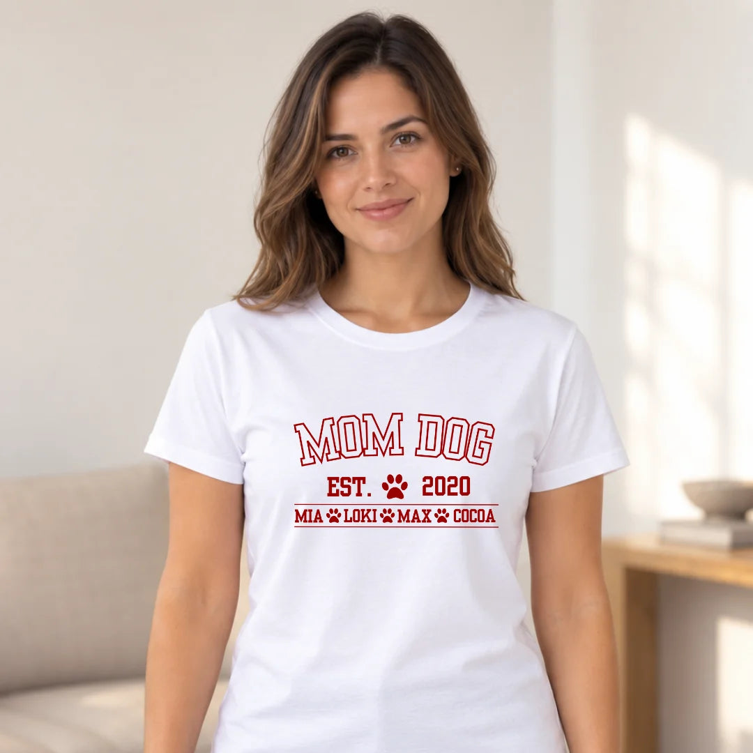 Mamá de Mascotas – Camiseta Personalizada con Nombres y Año