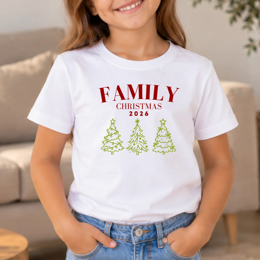 Nuestra Navidad en Familia – Camiseta Personalizada con Año