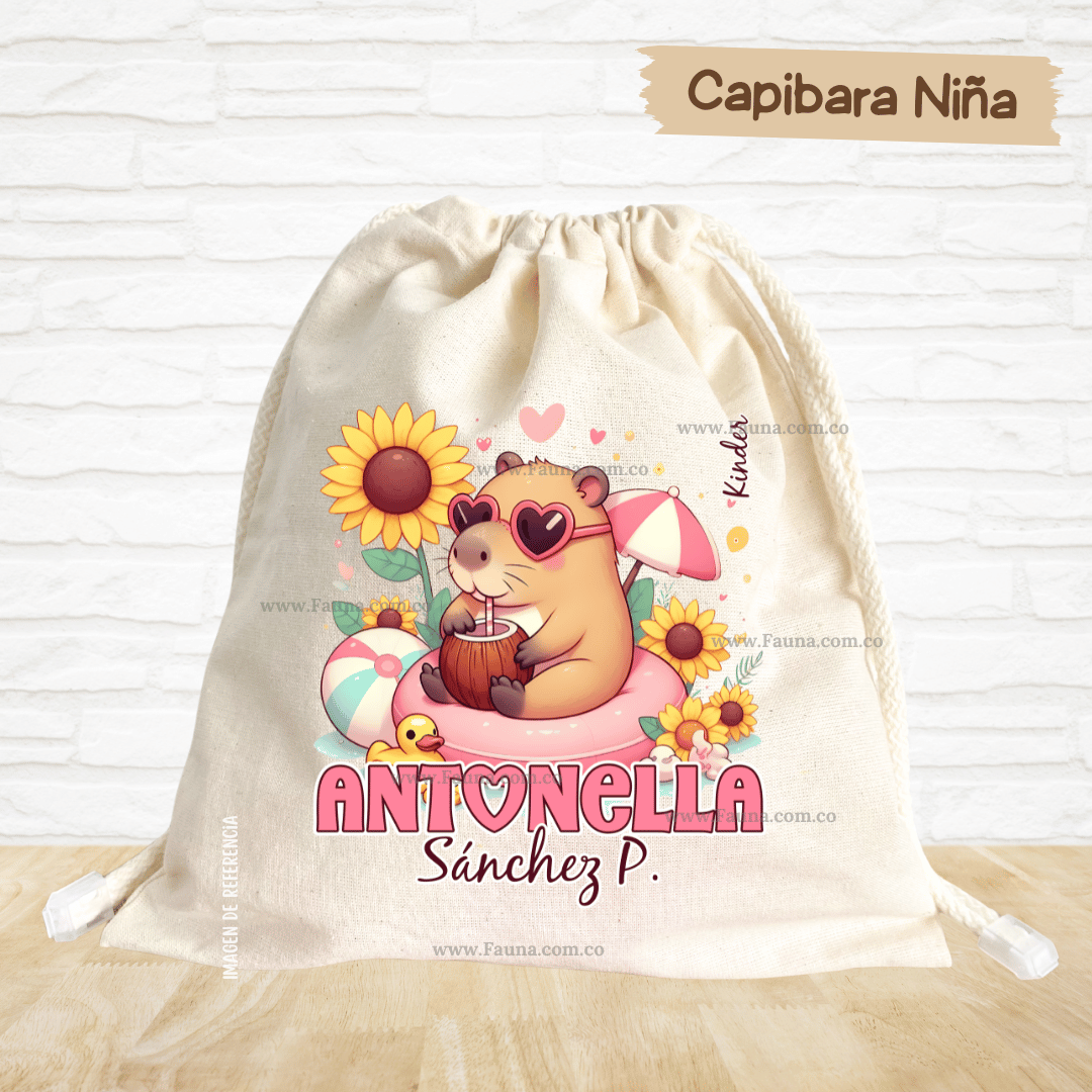 Capibara Niña - Tula personalizada para niña – multiusos con nombre