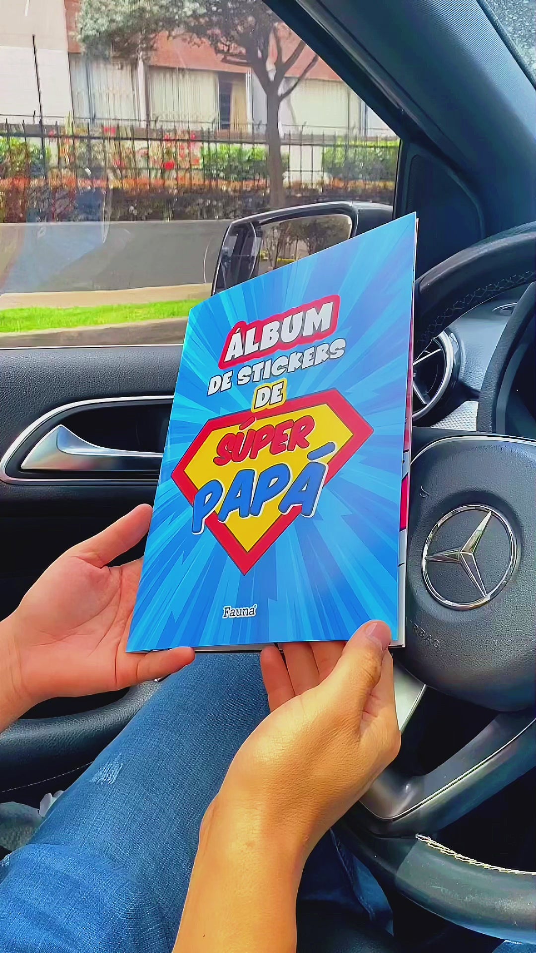 Cargar vídeo: Álbum de Láminas para Papá Personalizado con 18 Fotos