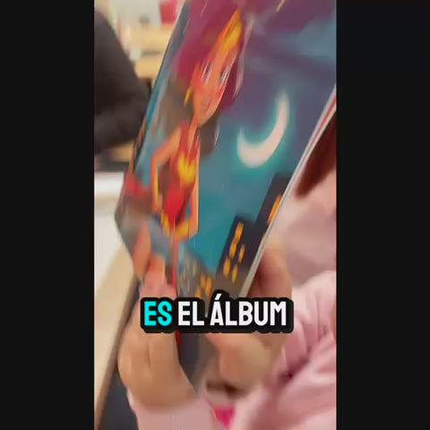 Cargar vídeo: Álbum de Láminas para Mamá Personalizado con 18 Fotos