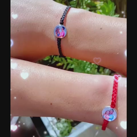 Cargar vídeo: 2 Pulseras Tejidas a Mano con Foto Personalizadas